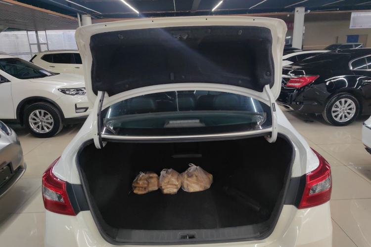 日产 轩逸 2021款 经典 1.6XL CVT豪华版局部细节23