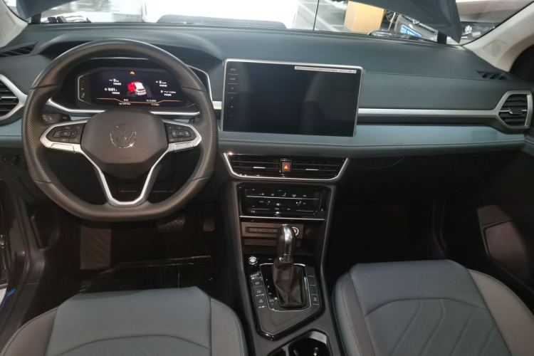 大众 途岳 2024款 300TSI 两驱满月版中控内饰7002