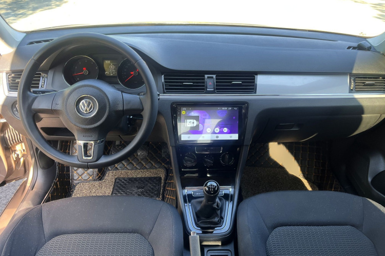 大众 宝来 2015款 质惠版 1.6L 手动时尚型中控内饰7006