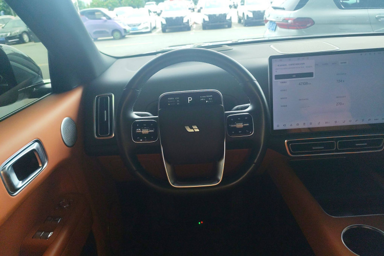 理想汽车 理想L8 2023款 Pro中控内饰13