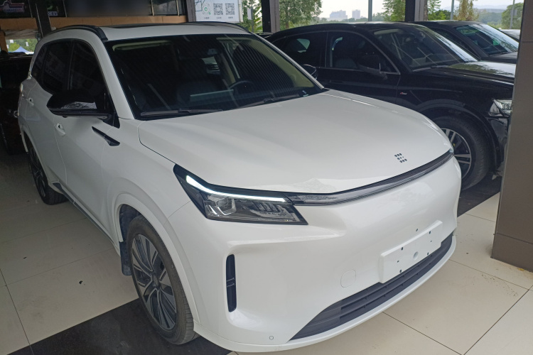 蓝电E5 PLUS 2025款 165km 长续航版PLUS 7座车身外观6002