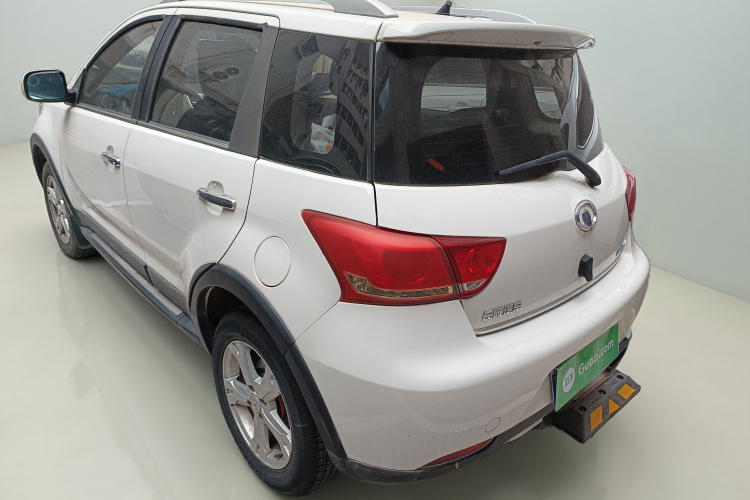 长城M4 2014款 1.5L 手动舒适型车身外观5