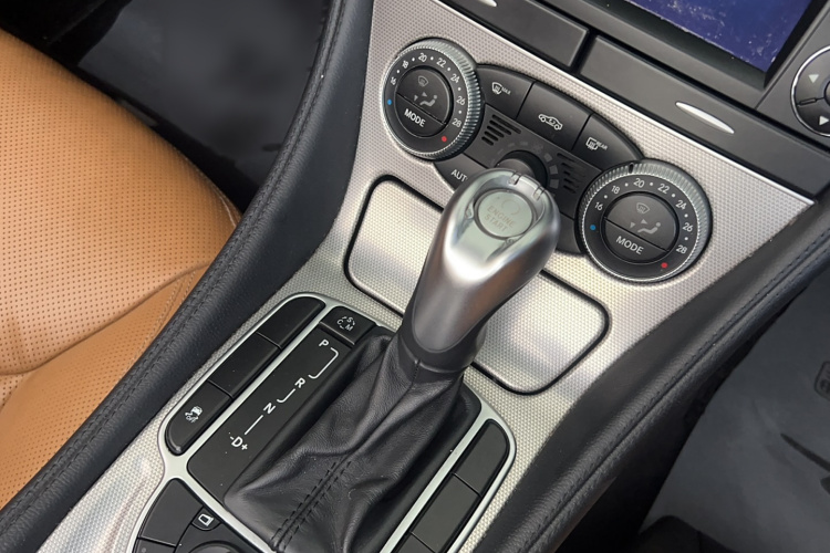 奔驰SL级 2010款 SL 350局部细节18