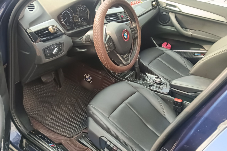 宝马X1 2019款 sDrive20Li 领先型局部细节19