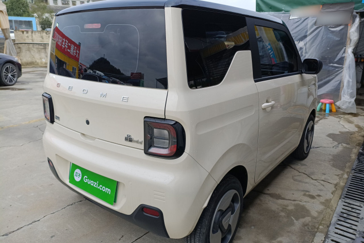 吉利银河 2023款 熊猫mini 200km 耐力熊车身外观7