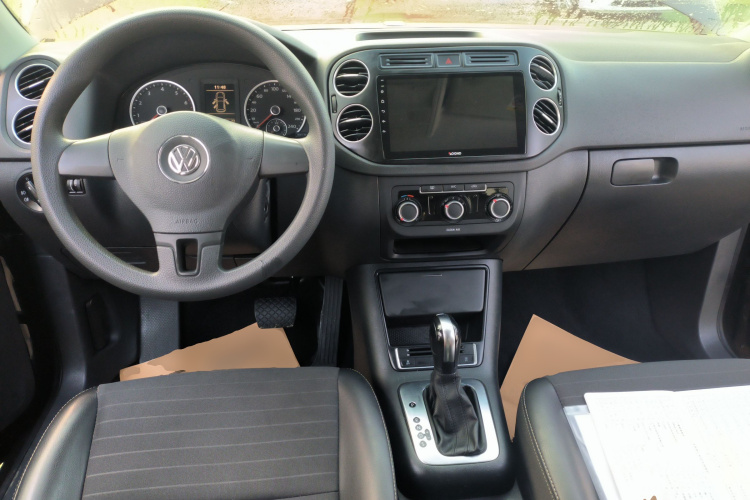 大众 途观 2017款 300TSI 自动两驱丝绸之路风尚版中控内饰12