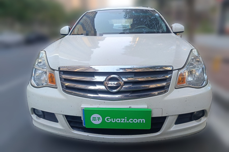 日产 轩逸 2012款 经典 1.6XE 自动舒适版车身外观2