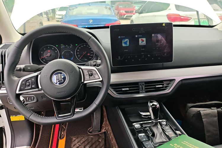 比亚迪 唐 2018款 2.0T 自动智联尊悦型 7座 国V中控内饰7002