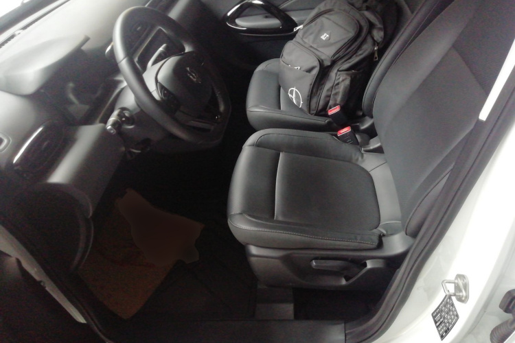 零跑汽车 零跑T03 2020款 400豪华版中控内饰19