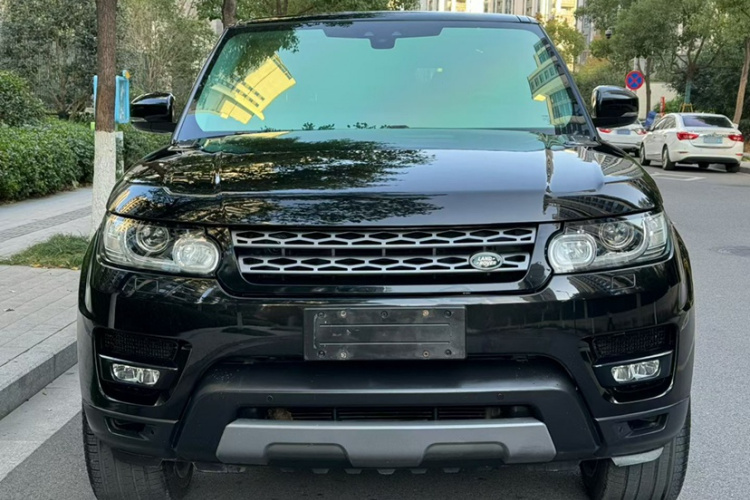 路虎 揽胜运动版 2017款 3.0 SC V6 SE车身外观6004