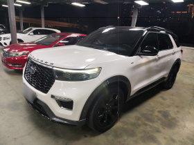 福特 探险者 2020款 EcoBoost 285 四驱运动版ST-LINE 6座