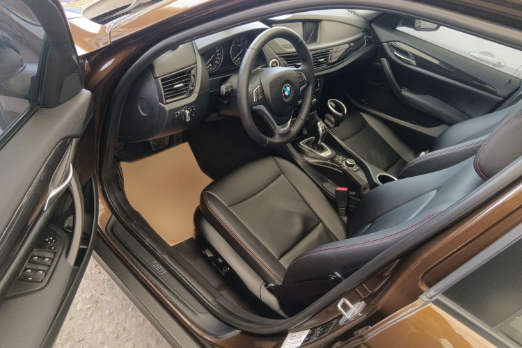 宝马X1 2015款 sDrive18i 时尚晋级版中控内饰7003