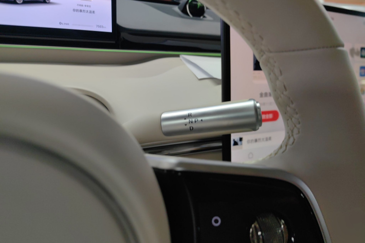 鸿蒙智行 智界R7 2024款 纯电 736km UItra局部细节18