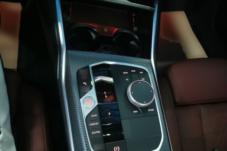 宝马3系 2023款 325Li M运动曜夜套装局部细节18