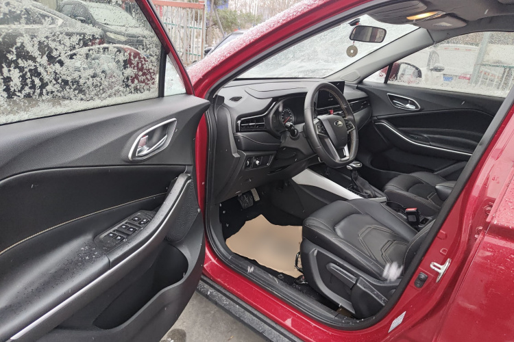 江汽集团 瑞风S4 2020款 1.5T CVT超越型中控内饰20