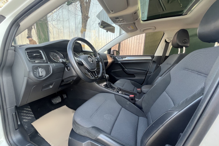 大众 高尔夫 2018款 1.6L 自动舒适型中控内饰7001