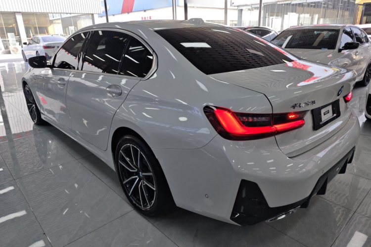 宝马3系 2023款 325Li M运动套装车身外观4