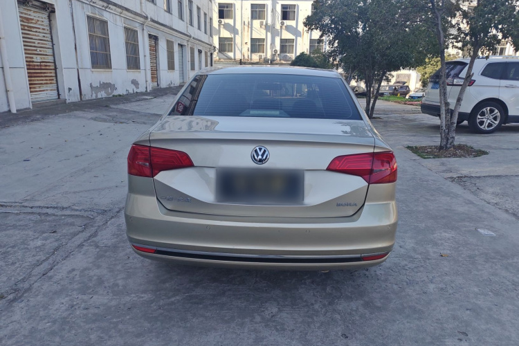 大众 宝来 2018款 1.5L 自动舒适型车身外观6