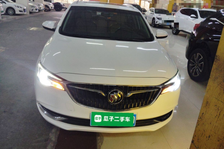 别克 阅朗 2019款 18T 自动互联旗舰型 国V车身外观2