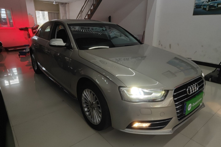 奥迪A4L 2016款 35 TFSI 典藏版 自动标准型车身外观6002