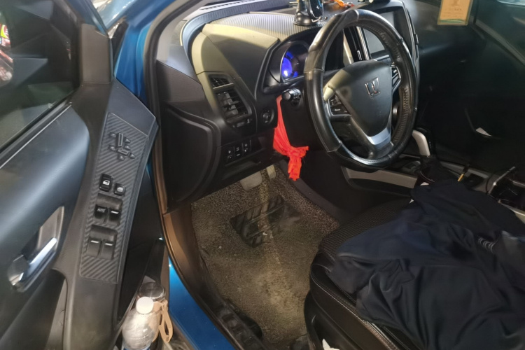 纳智捷 优6 SUV 2017款 1.8T 时尚升级型中控内饰20