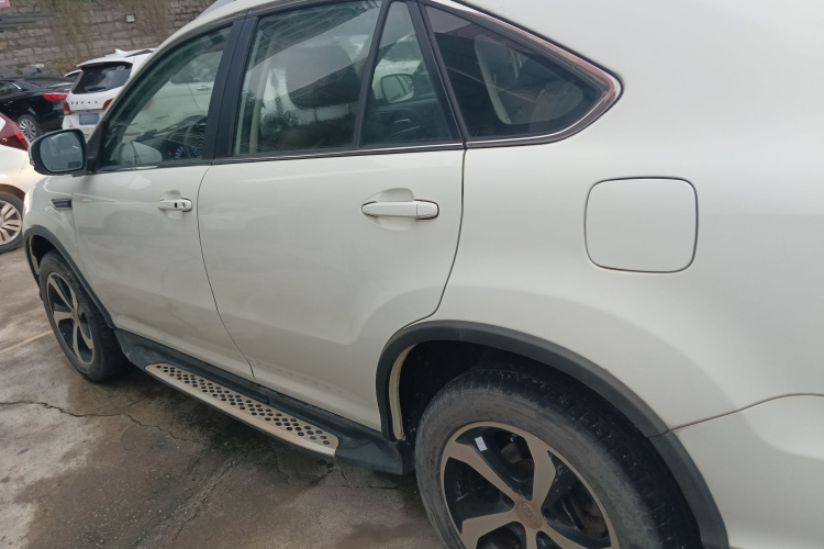 比亚迪S7 2016款 2.0T 自动尊贵型Plus车身外观6003