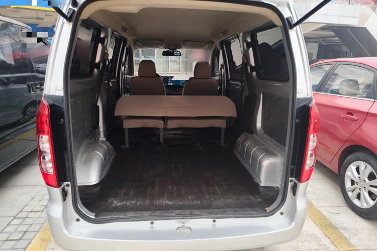 五菱汽车 五菱宏光V 2022款 1.5L劲取版电动助力LAR局部细节23