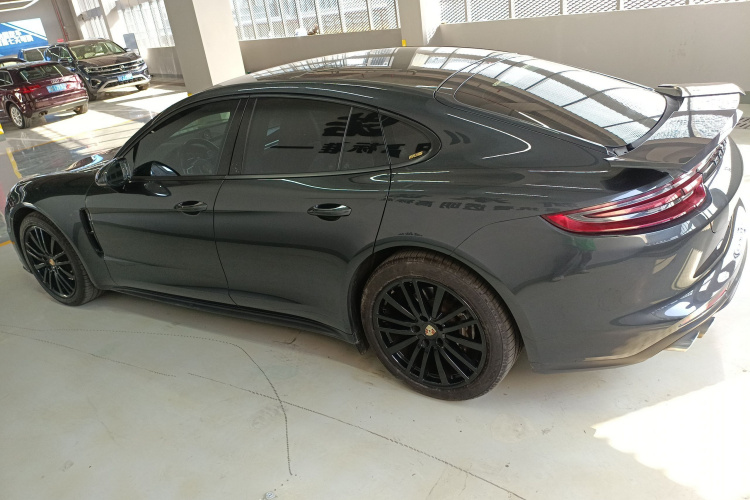 保时捷 2019款 Panamera 2.9T车身外观4