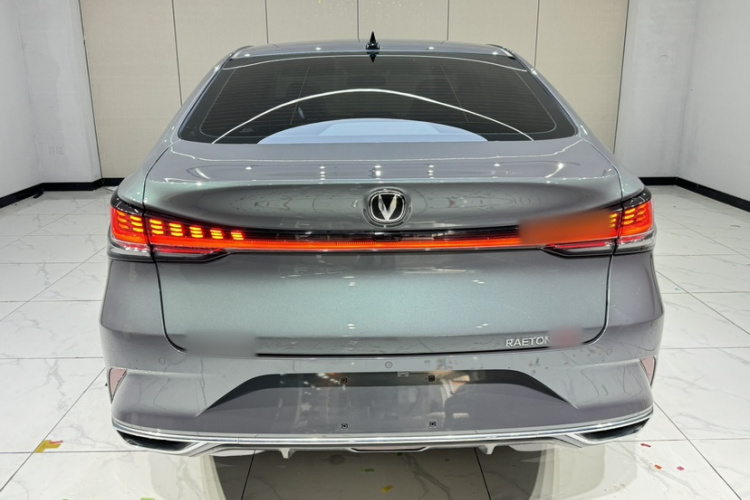 长安 锐程PLUS 2023款 1.5T DCT尊贵型车身外观6004