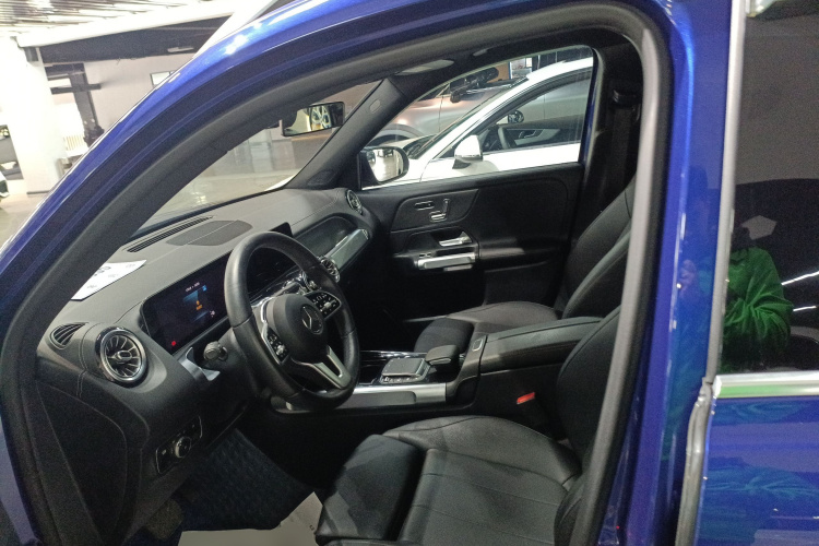 奔驰GLB 2020款 改款 GLB 200 时尚型局部细节19