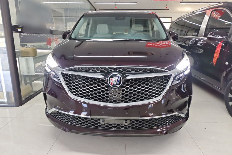 别克GL8 2022款 Avenir艾维亚 七座亲礼版车身外观2