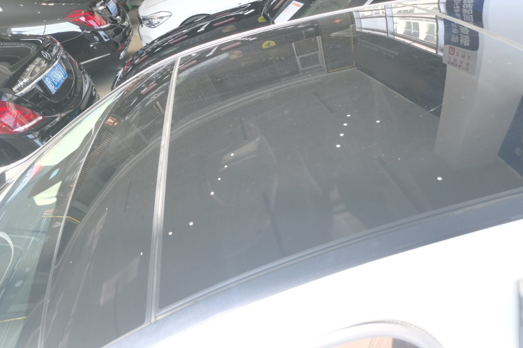 奔驰E级 2019款 改款 E 300 L 时尚型局部细节57