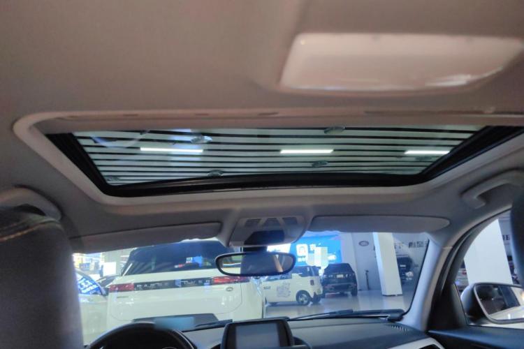 宝马1系(进口) 2013款 改款 116i 领先型局部细节22