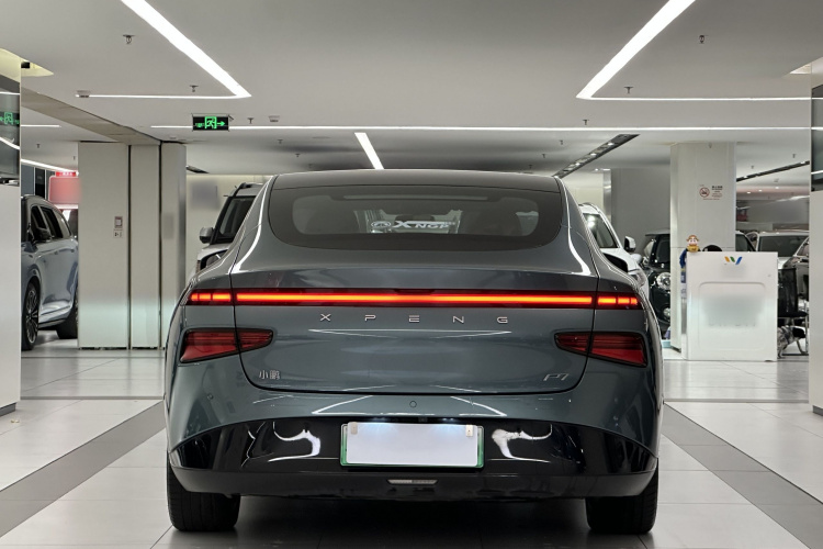 小鹏P7 2023款 P7i 702 Pro车身外观6002