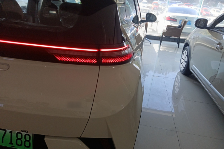 比亚迪 海鸥 2025款 305km 活力版车身外观9