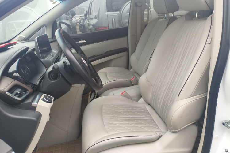 别克GL8 2023款 陆上公务舱 652T 豪华型局部细节19