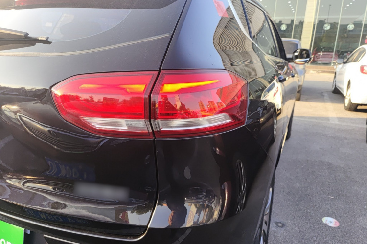 哈弗H6 2019款 红标 1.5GDIT 自动冠军版车身外观9