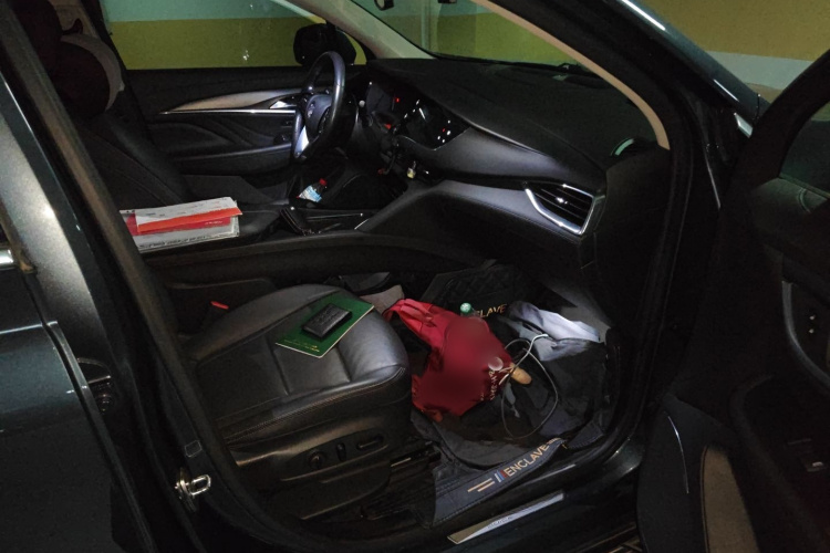 别克 昂科旗 2020款 28T 两驱尊贵型局部细节9005