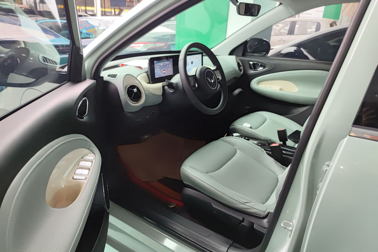 五菱汽车 五菱缤果 2024款 333km 悦享款中控内饰7003