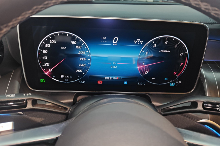 奔驰GLC轿跑 2024款 GLC 300 4MATIC 轿跑SUV局部细节14