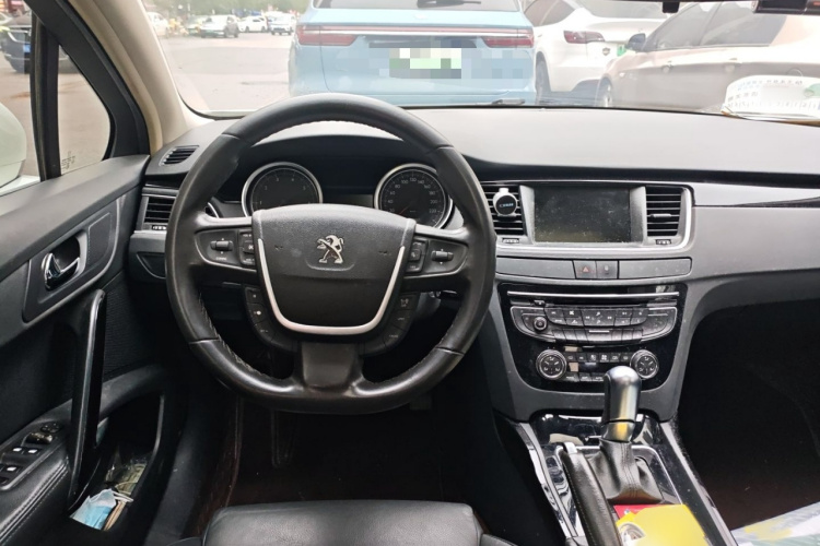 标致508 2013款 2.0L 两周年纪念 自动智享版局部细节13