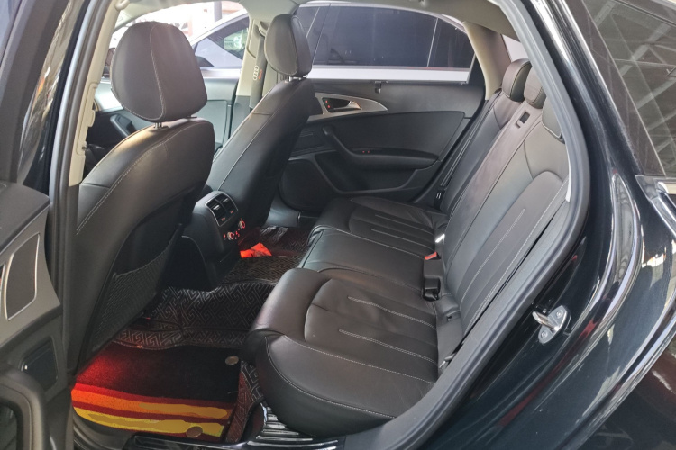 奥迪A6L 2018款 30周年年型 TFSI 进取型中控内饰21