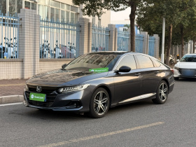 本田 雅阁 2022款 260TURBO 幻夜·尊贵版