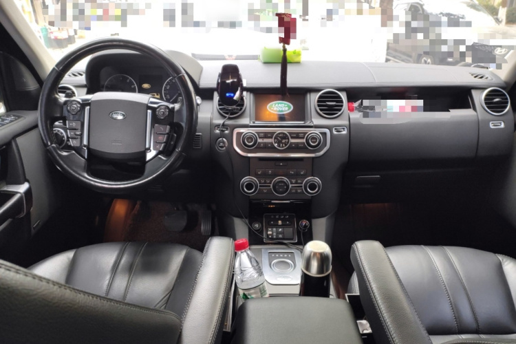 路虎 发现 2016款 3.0 SC 曜黑典藏版 SE中控内饰12
