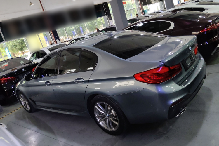 宝马5系(进口) 2020款 525i M运动套装车身外观4