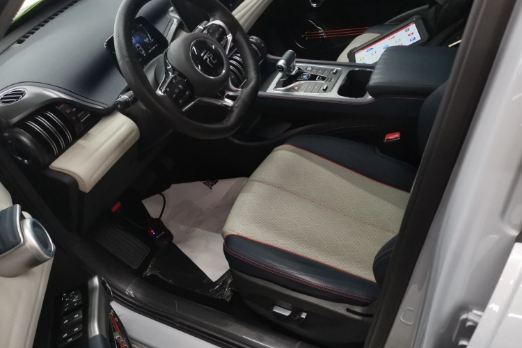 比亚迪 元PLUS 2022款 510KM 旗舰型中控内饰19