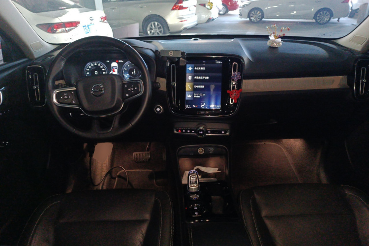 沃尔沃XC40 2020款 T4 四驱智远豪华版中控内饰12