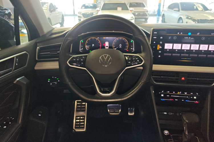 大众 途观L 2023款 改款 330TSI 自动两驱R-Line越享版局部细节13