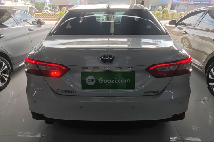 丰田 凯美瑞 2021款 双擎 2.5HGVP 领先版车身外观6