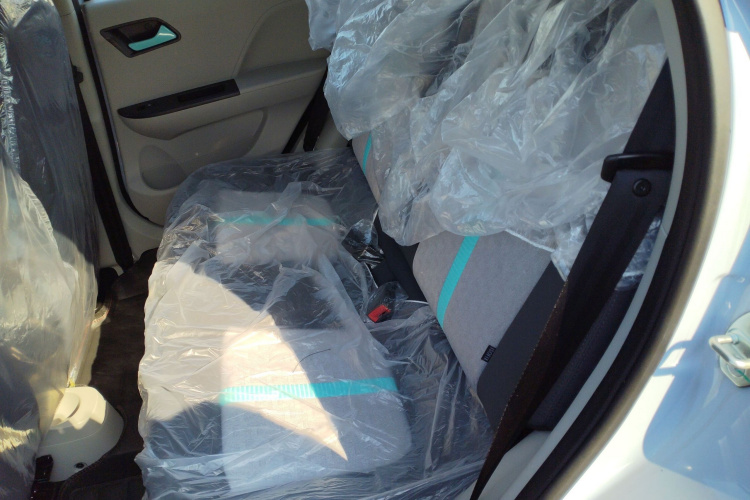 江铃集团新能源 易至EV2 2024款 201km 舒适型中控内饰21